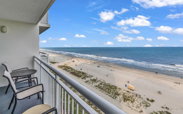 Breathtaking 2BR w Oceanview