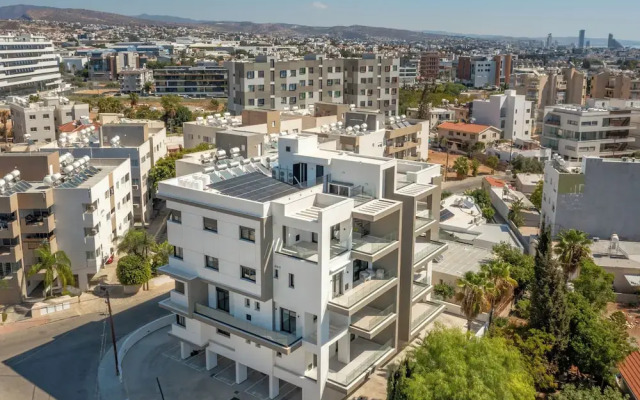 Sanders Breeze Limassol