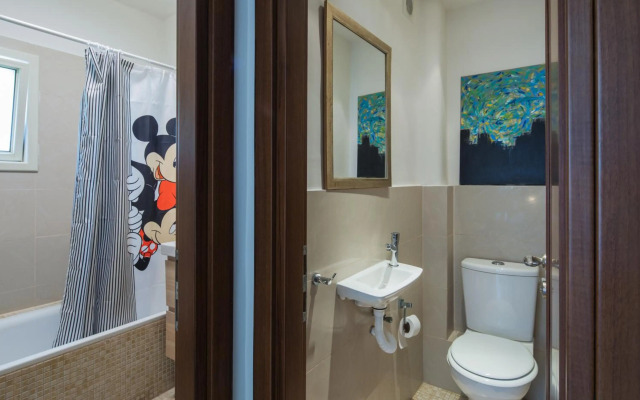 Boulevard View 2 Bedrooms Near the Beach