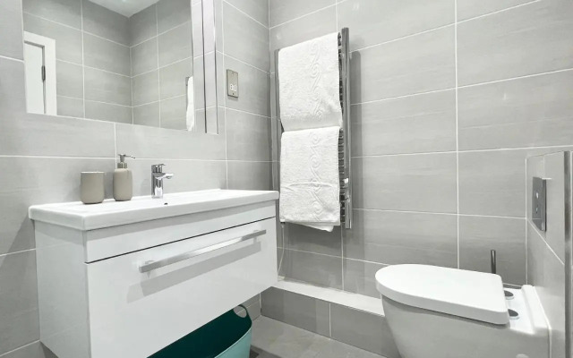 2 Bedroom Apartment in South Hampstead