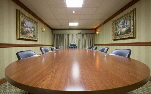 Holiday Inn SOUTHGATE (DETROIT-SOUTH)