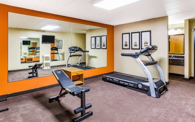 Americinn - Menomonie