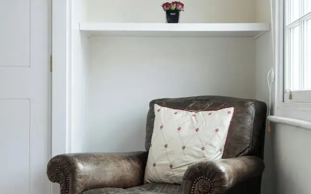 Donne Place by Onefinestay