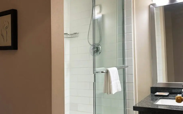 Executive - The Inn at Whistler Village