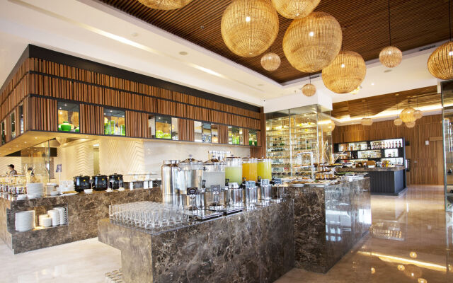 The Rinra Makassar