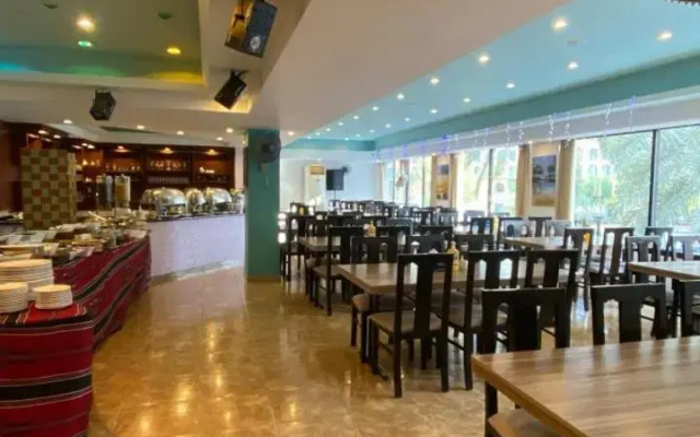 Aquavista Hotel & Suites