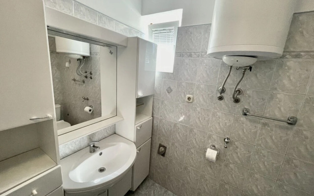 Sea View House for 4