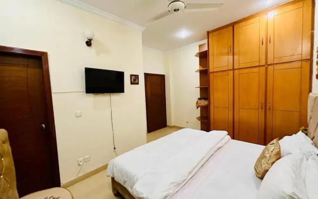 Home Inn Guest House E-11-2