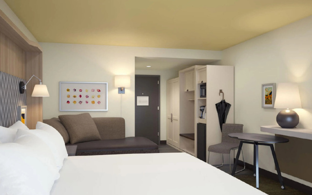 Holiday Inn Edmonton South - Evario Events by IHG