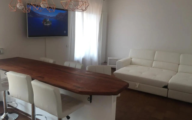 Luz House