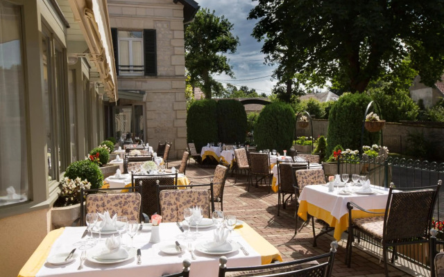 Hôtel Chantilly Le Relais D'Aumale