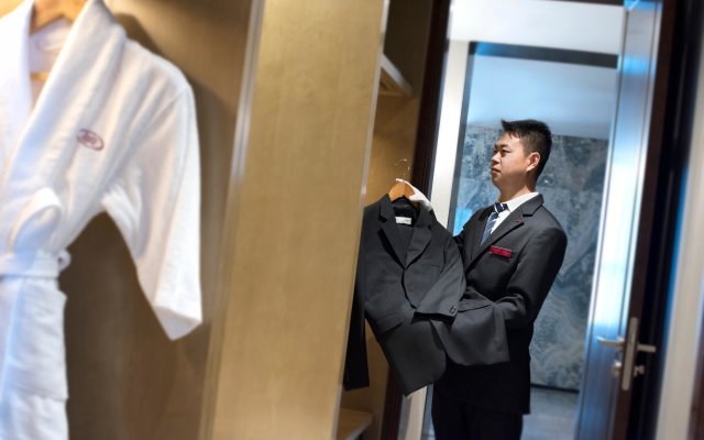 Crowne Plaza Baoji City Center by IHG