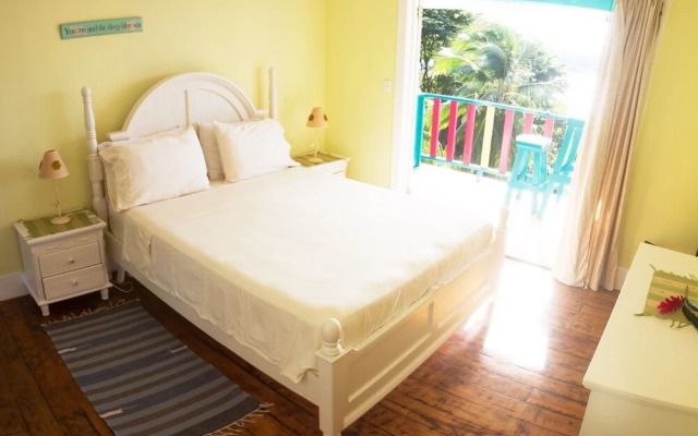 Los Secretos Guest House