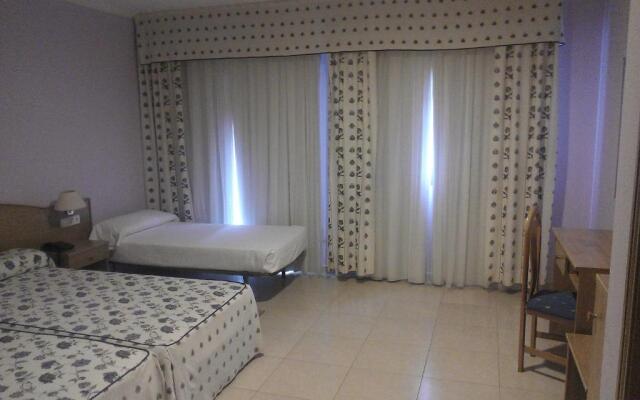 Duerming Montalvo Playa Hotel