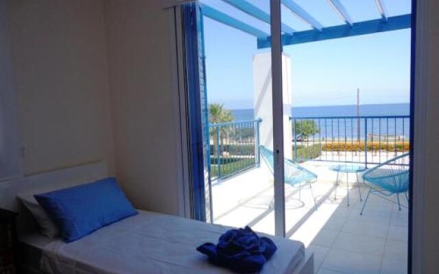 Latchi Riviera Beach Villa No.2