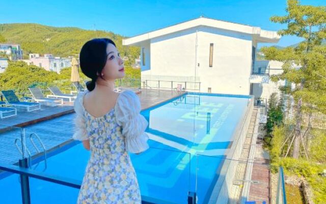 Itree Courtyard Resort