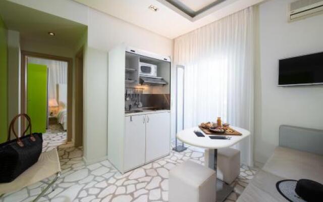 Afrodite Suites
