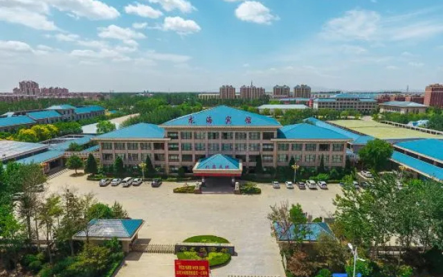 Longhai Hotel – Outside – Wuzhong