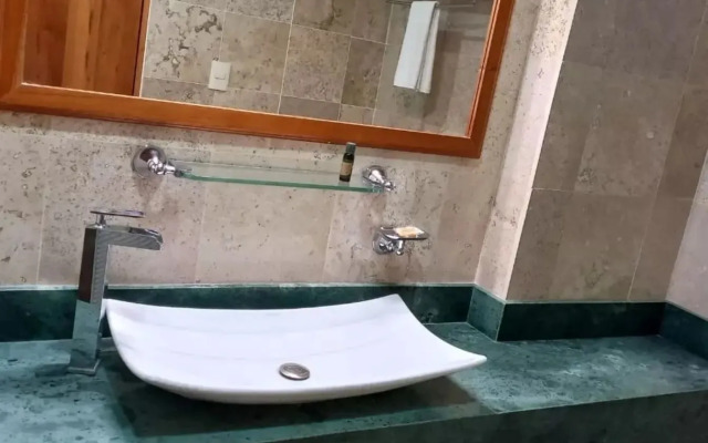 Cancun International Suites