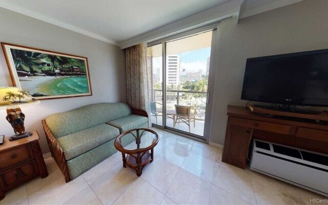 Luana 217 Condo by Redawning