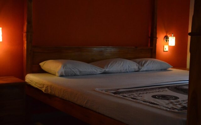 Golden Lodge Tangalle
