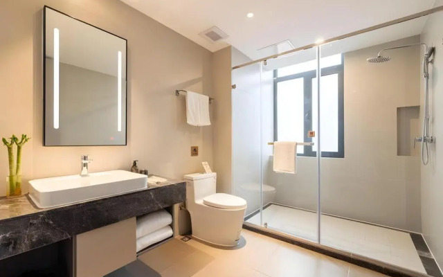 Homeinn Selected Hotel (Anshan Steel West station  Material Market)