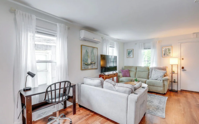 Walkable Dtwn Townhome Near Campus & Palmer Square