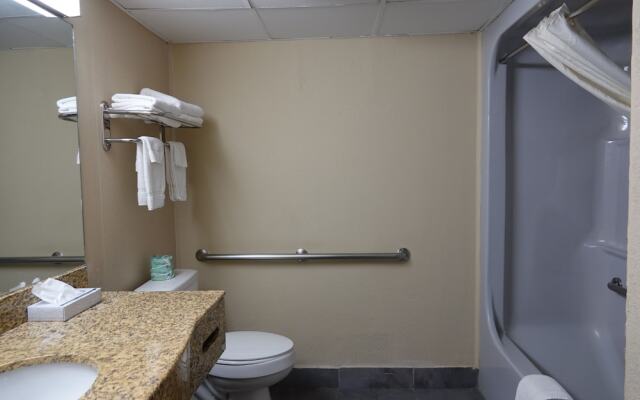 Family Inns of America