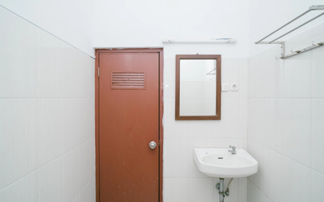 Urbanview Hotel Griya Surya Malang by RedDoorz
