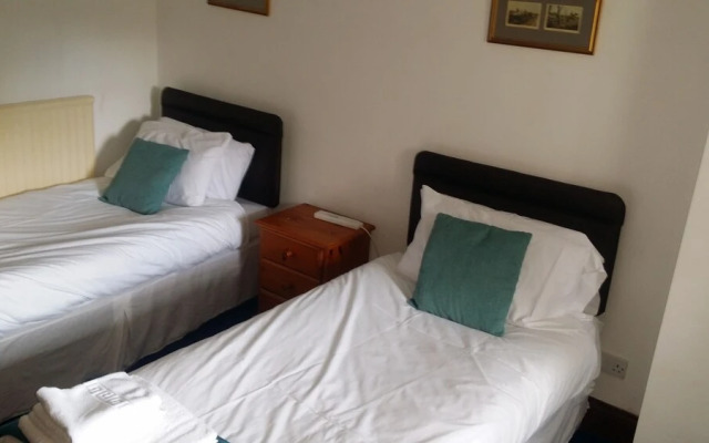 The Bell Country Inn