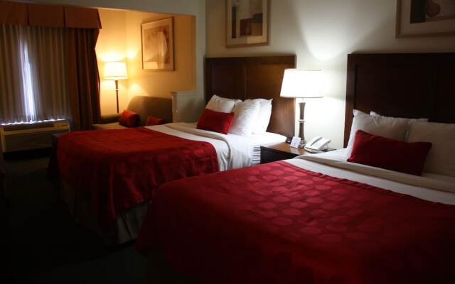 Ramada Denver International Airport (ex. Comfort Suites Denver International Airport)