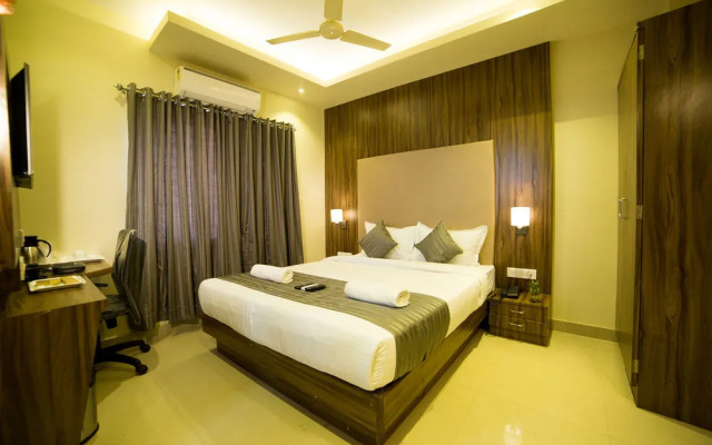 OYO 9682 Hotel Plaza Heights