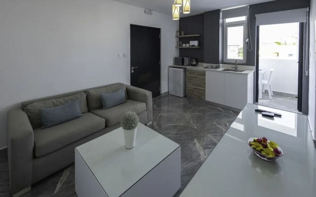 O'Beach Boutique Studios