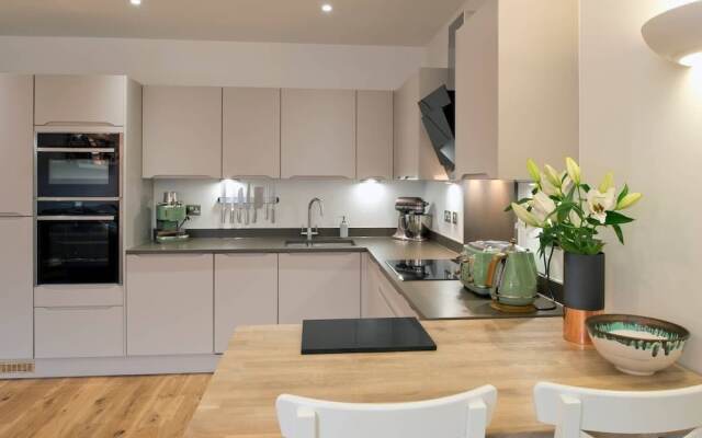 2 Bedroom City Centre Apartment