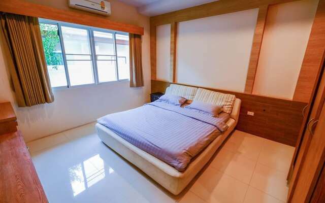 Baan Piamsuk Pool Villa By Pinky