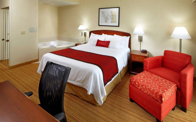 Courtyard by Marriott Newark Granville