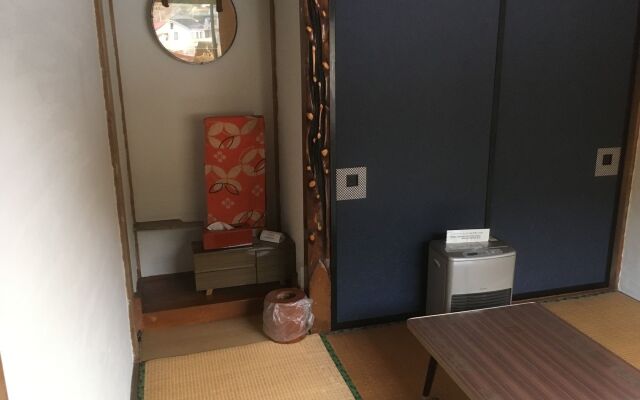Wafu Guesthouse Kashiwaya - Hostel