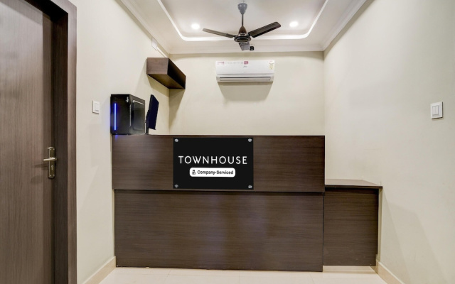Super Townhouse IG Athletic Stadium