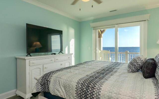 Clear Skies by Oak Island Accommodations