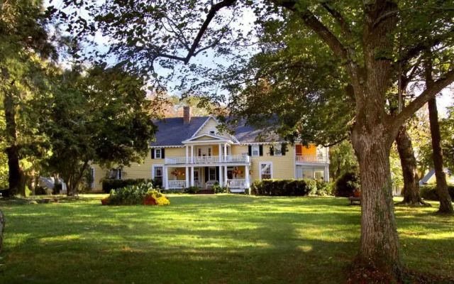 Prospect Hill Inn & Restaurant