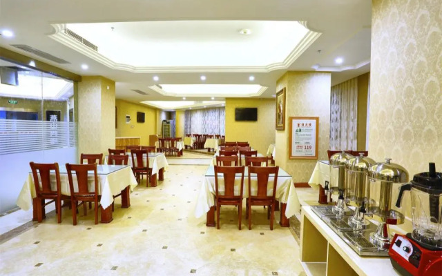 Vienna Hotel Guangdong Dongguan Tangxia South High-Speed Railway Station