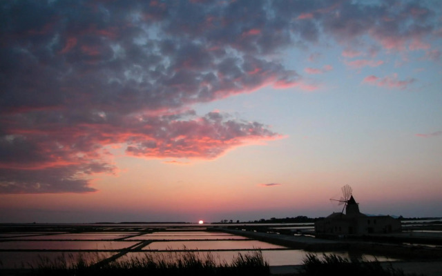 Delfino Beach Hotel