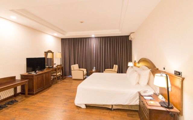 Saigon Halong Hotel