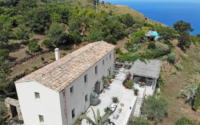 Villa Palomina 8 in Cefal