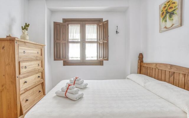 Comfy Holiday Home in Carcabuey With Patio