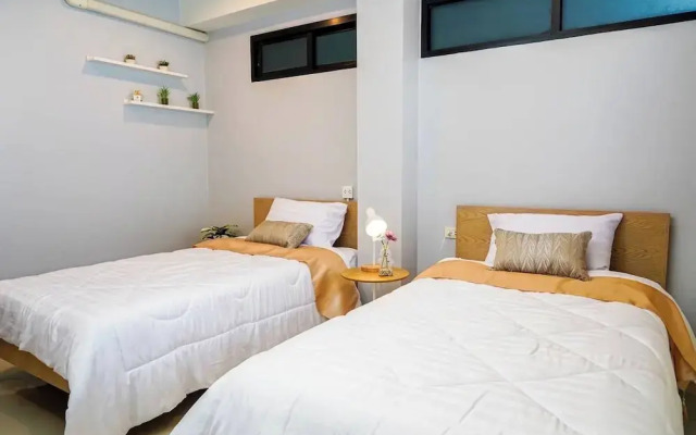 BnB98 Silom Hotel