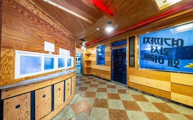 Iksan Tubucktel Mohyeon Branch