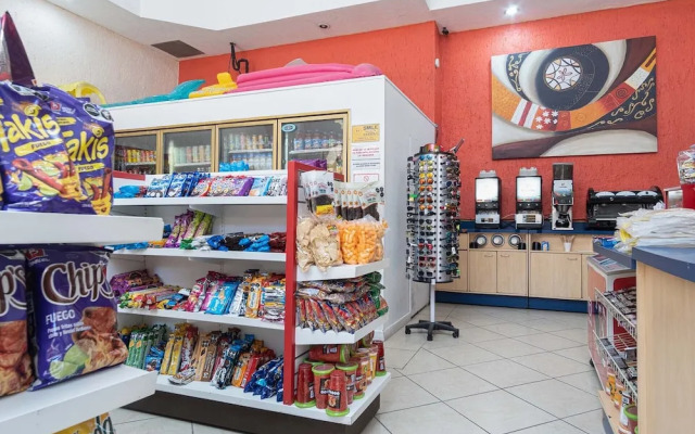 Sandy Feet Retreat Haven Oceanfront Condo