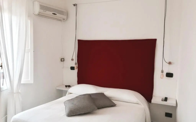 Black Market Hotel