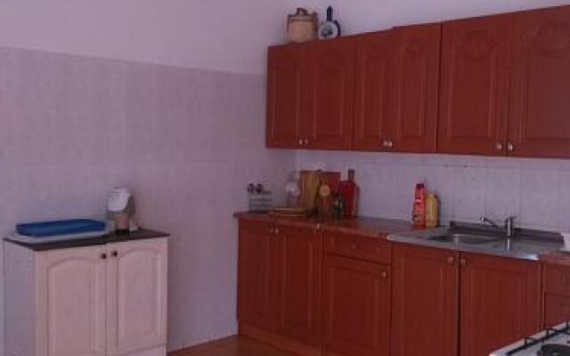 Guest House on Oktyabrskaya 19